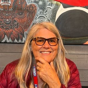 Meet your Posher, Lori